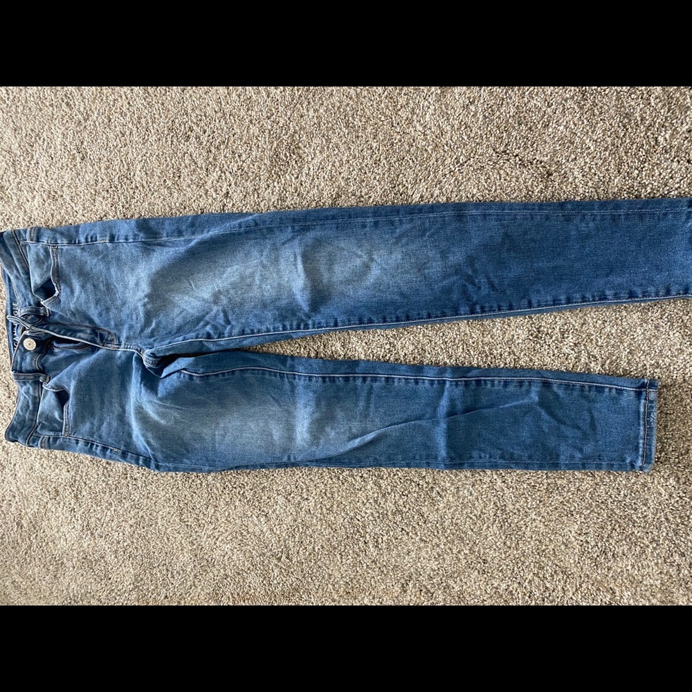 American Eagle Size 6 Skinny Jeans